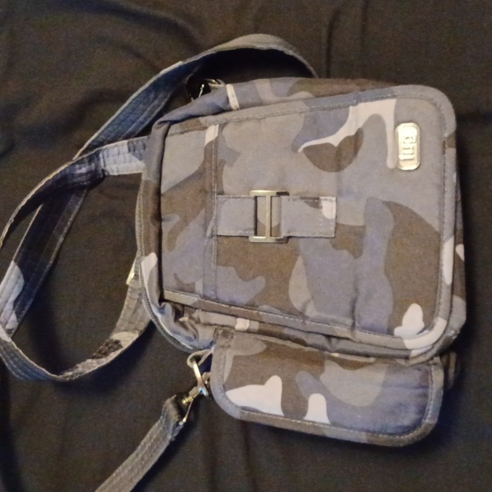 Lug Can Can Crossbody